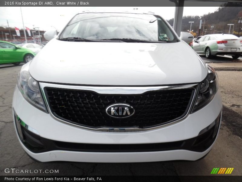 Clear White / Black 2016 Kia Sportage EX AWD