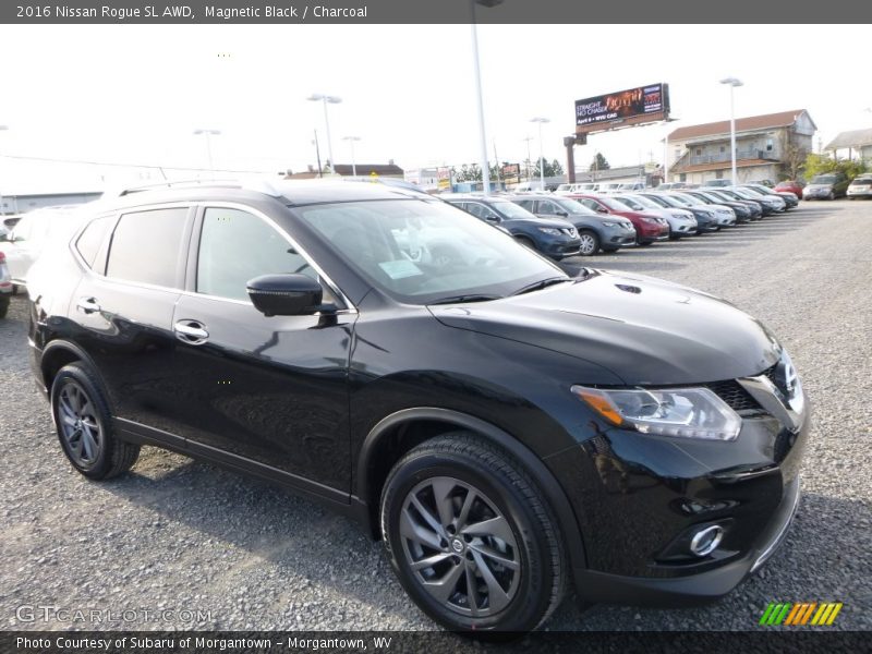 Magnetic Black / Charcoal 2016 Nissan Rogue SL AWD