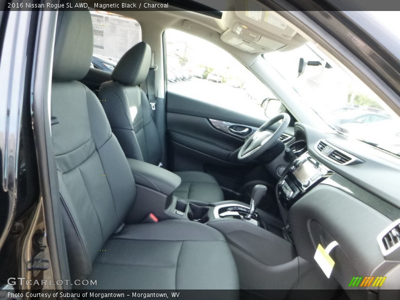 Magnetic Black / Charcoal 2016 Nissan Rogue SL AWD