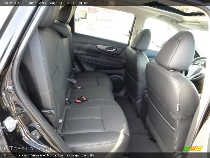 Magnetic Black / Charcoal 2016 Nissan Rogue SL AWD