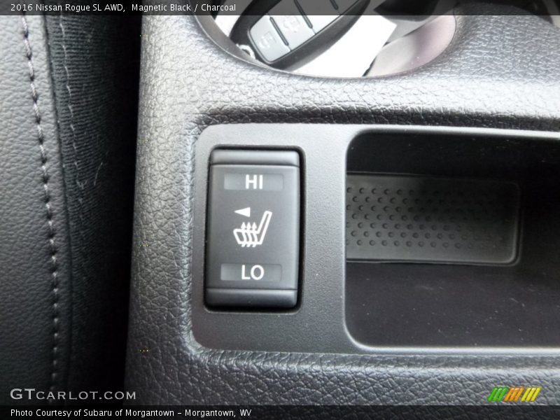 Magnetic Black / Charcoal 2016 Nissan Rogue SL AWD