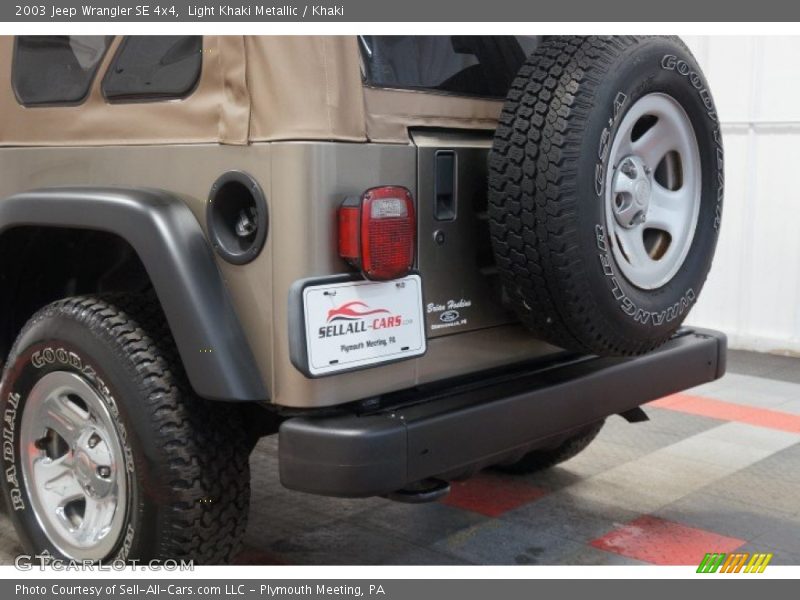 Light Khaki Metallic / Khaki 2003 Jeep Wrangler SE 4x4