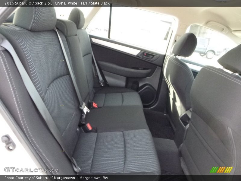Crystal White Pearl / Slate Black 2016 Subaru Outback 2.5i