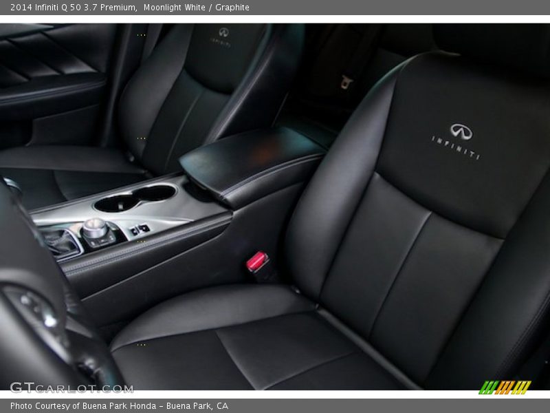 Moonlight White / Graphite 2014 Infiniti Q 50 3.7 Premium