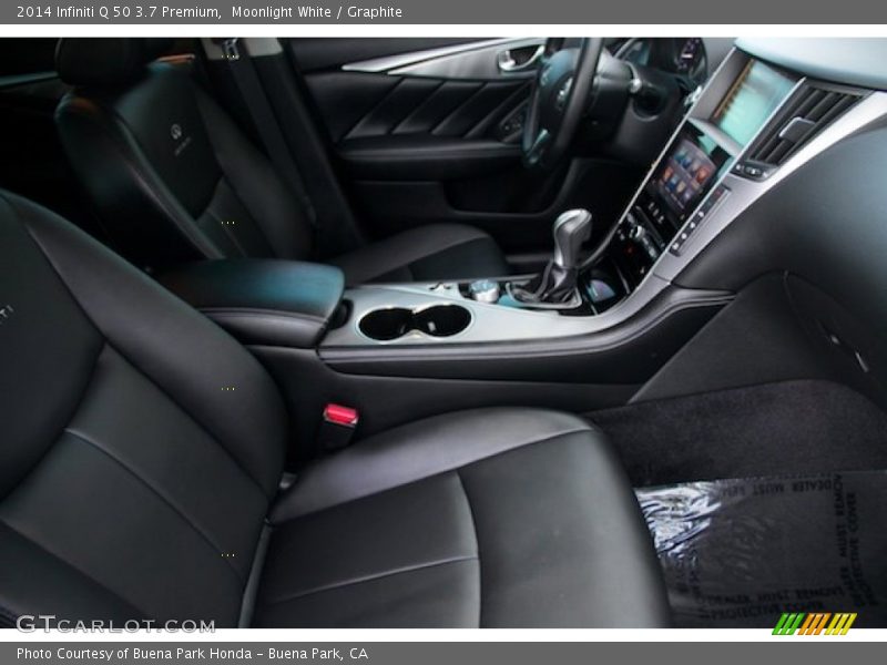 Moonlight White / Graphite 2014 Infiniti Q 50 3.7 Premium