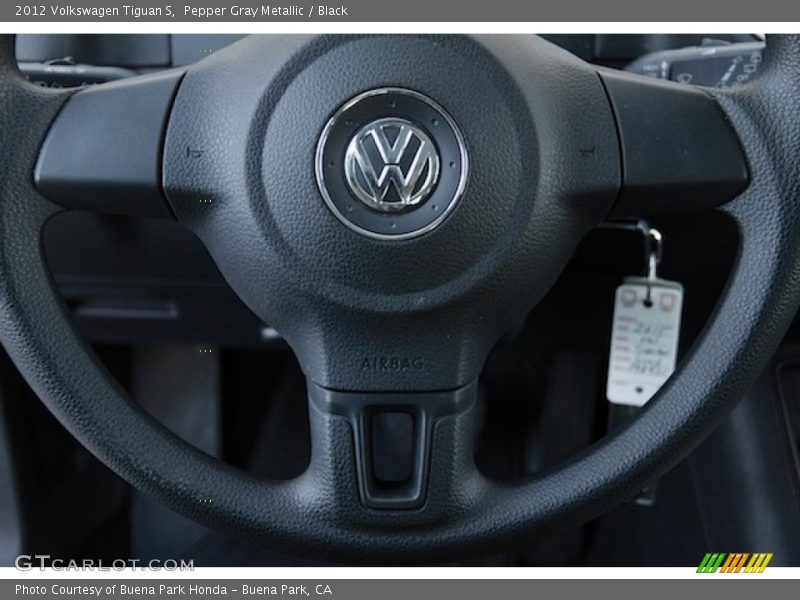 Pepper Gray Metallic / Black 2012 Volkswagen Tiguan S