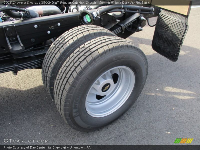 Summit White / Dark Ash/Jet Black 2016 Chevrolet Silverado 3500HD WT Regular Cab 4x4 Chassis