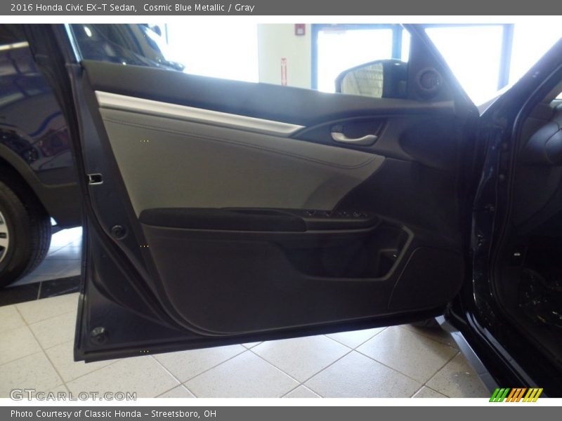 Door Panel of 2016 Civic EX-T Sedan