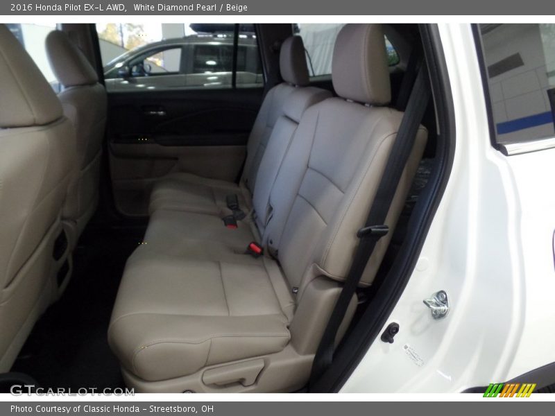 White Diamond Pearl / Beige 2016 Honda Pilot EX-L AWD