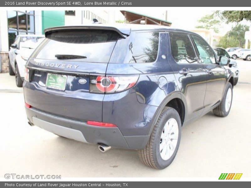 Loire Blue Metallic / Cirrus 2016 Land Rover Discovery Sport SE 4WD