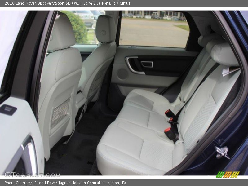 Loire Blue Metallic / Cirrus 2016 Land Rover Discovery Sport SE 4WD