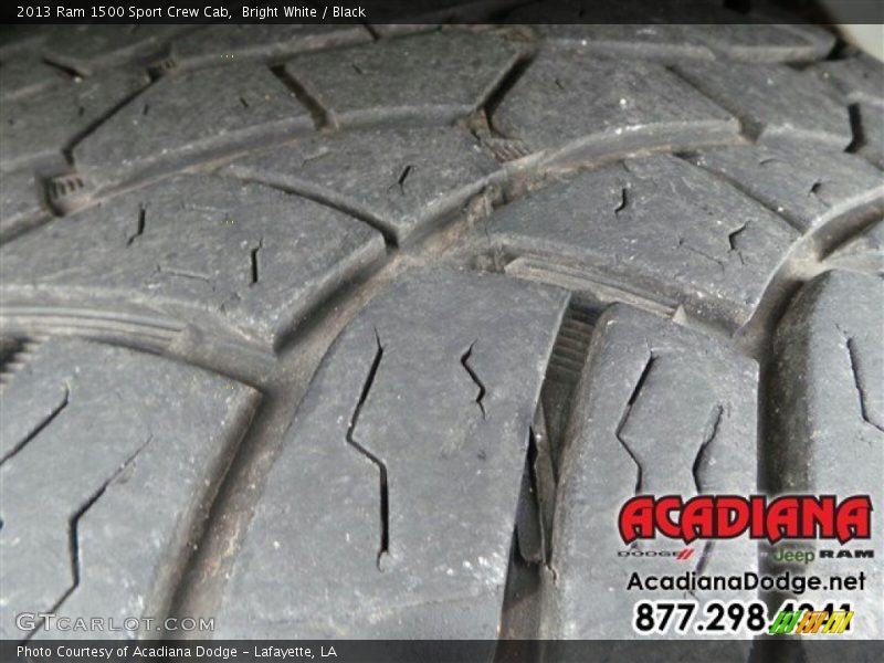 Bright White / Black 2013 Ram 1500 Sport Crew Cab