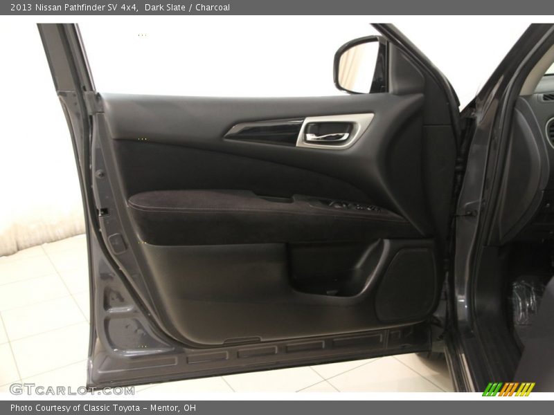 Dark Slate / Charcoal 2013 Nissan Pathfinder SV 4x4