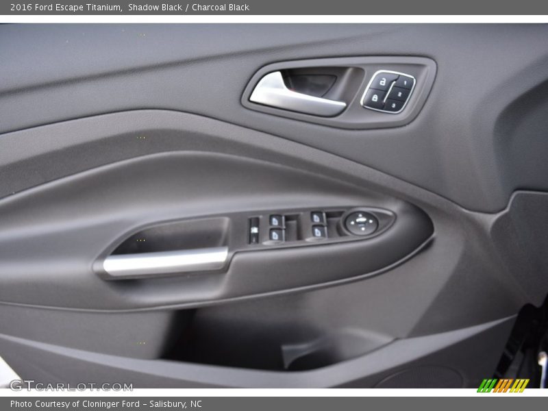 Shadow Black / Charcoal Black 2016 Ford Escape Titanium