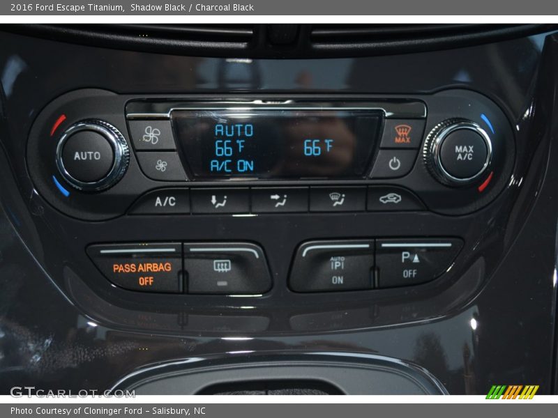 Shadow Black / Charcoal Black 2016 Ford Escape Titanium