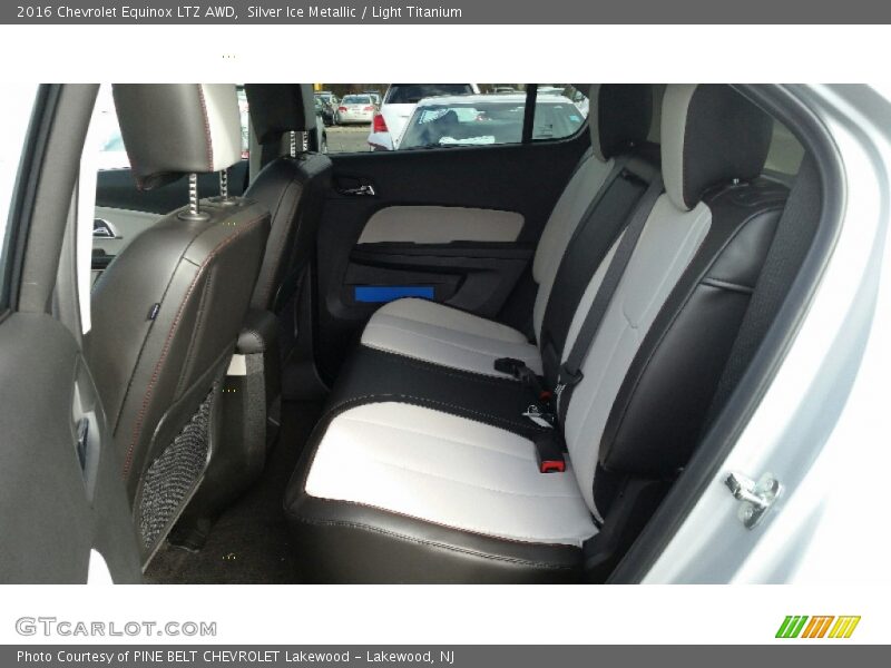 Silver Ice Metallic / Light Titanium 2016 Chevrolet Equinox LTZ AWD