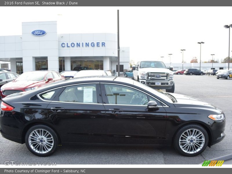 Shadow Black / Dune 2016 Ford Fusion SE