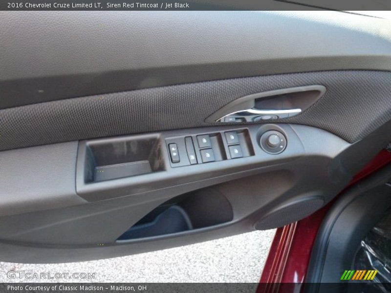 Siren Red Tintcoat / Jet Black 2016 Chevrolet Cruze Limited LT