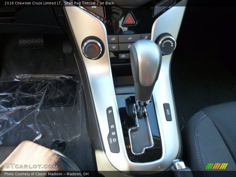 Siren Red Tintcoat / Jet Black 2016 Chevrolet Cruze Limited LT