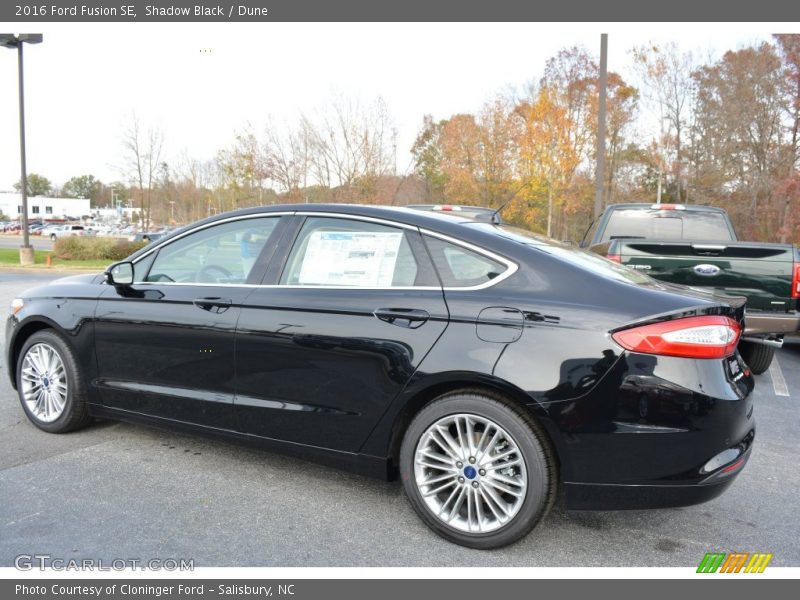 Shadow Black / Dune 2016 Ford Fusion SE