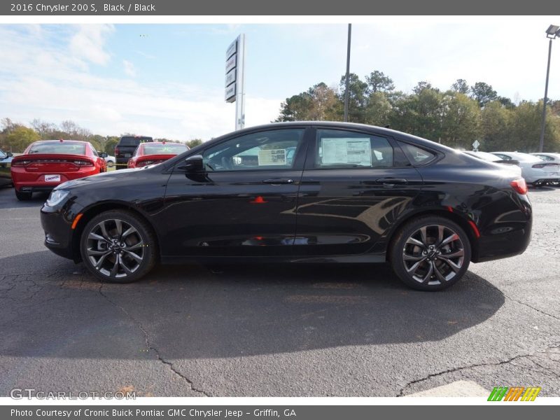 Black / Black 2016 Chrysler 200 S