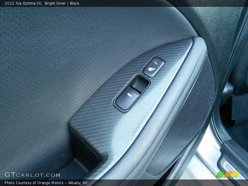 Bright Silver / Black 2012 Kia Optima SX