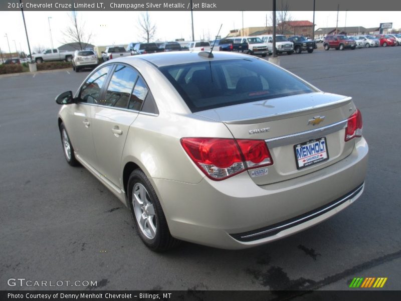 Champagne Silver Metallic / Jet Black 2016 Chevrolet Cruze Limited LT