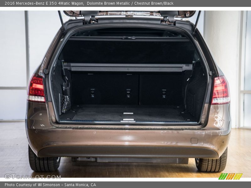  2016 E 350 4Matic Wagon Trunk