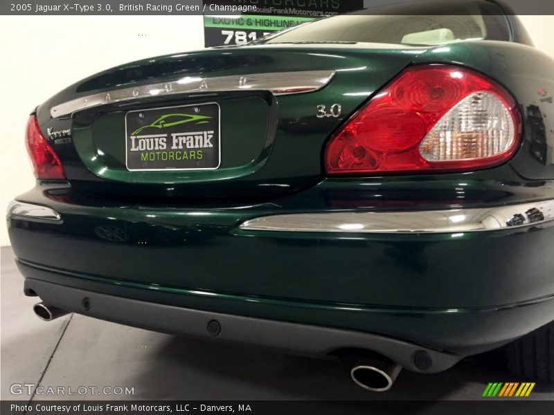 British Racing Green / Champagne 2005 Jaguar X-Type 3.0