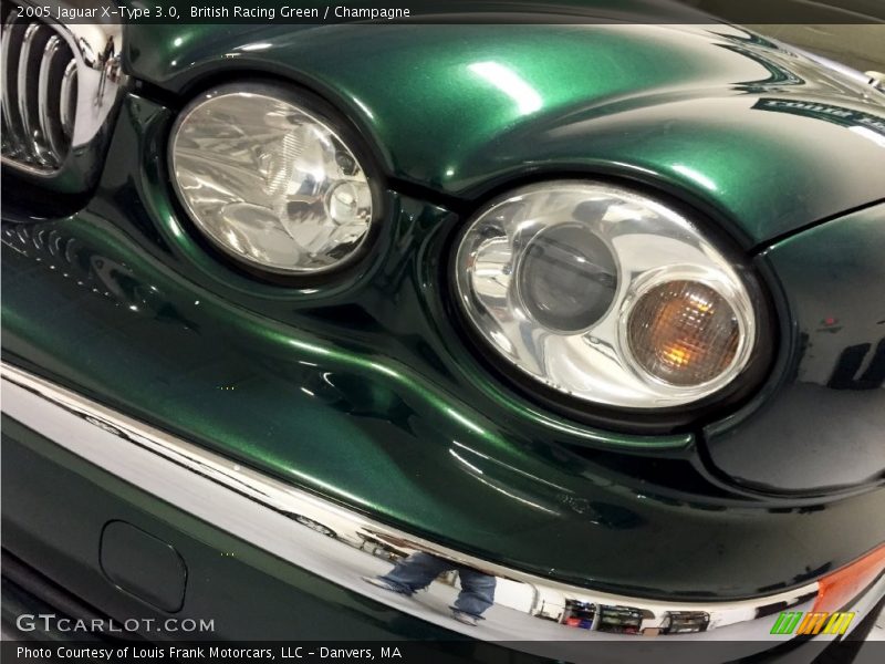 British Racing Green / Champagne 2005 Jaguar X-Type 3.0