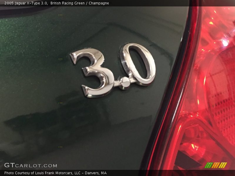British Racing Green / Champagne 2005 Jaguar X-Type 3.0
