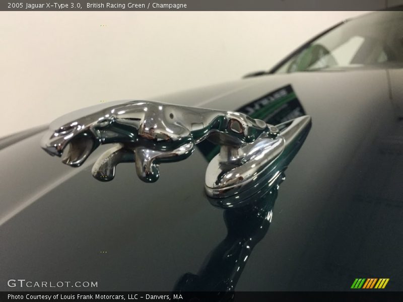 British Racing Green / Champagne 2005 Jaguar X-Type 3.0