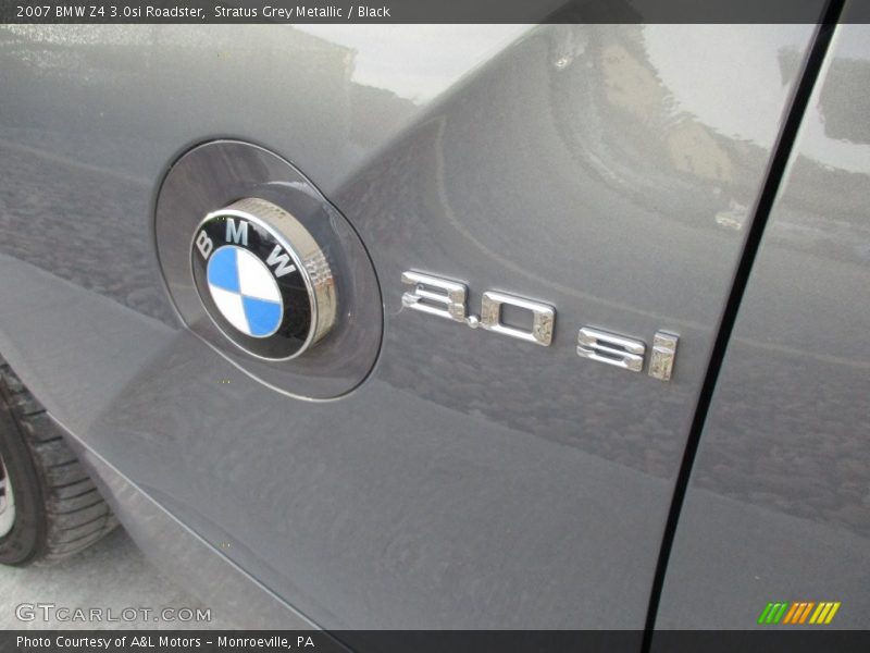  2007 Z4 3.0si Roadster Logo