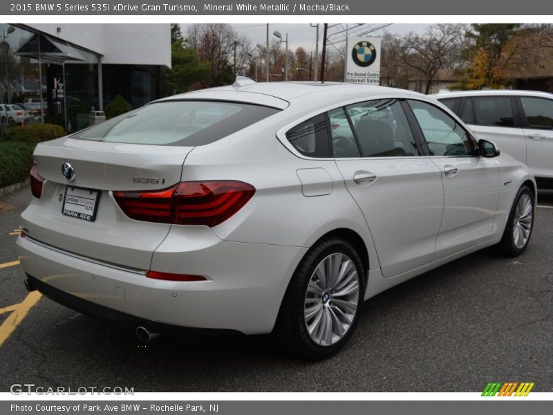 Mineral White Metallic / Mocha/Black 2015 BMW 5 Series 535i xDrive Gran Turismo