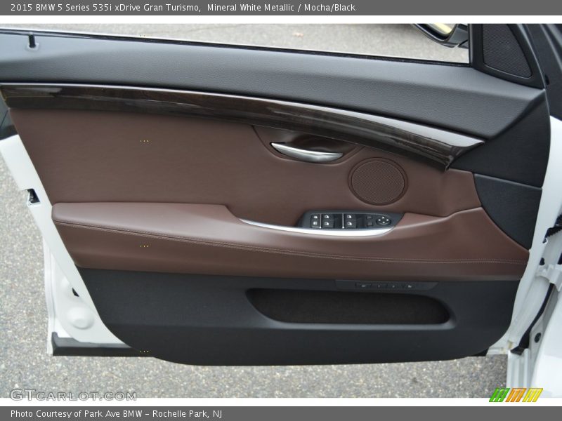 Door Panel of 2015 5 Series 535i xDrive Gran Turismo