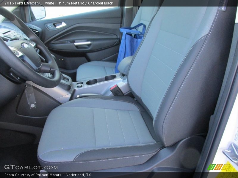 White Platinum Metallic / Charcoal Black 2016 Ford Escape SE