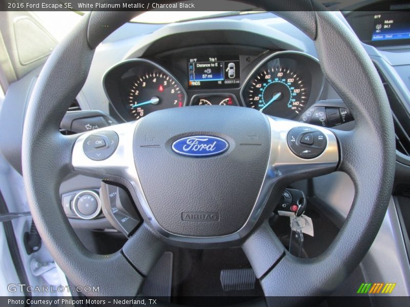 White Platinum Metallic / Charcoal Black 2016 Ford Escape SE