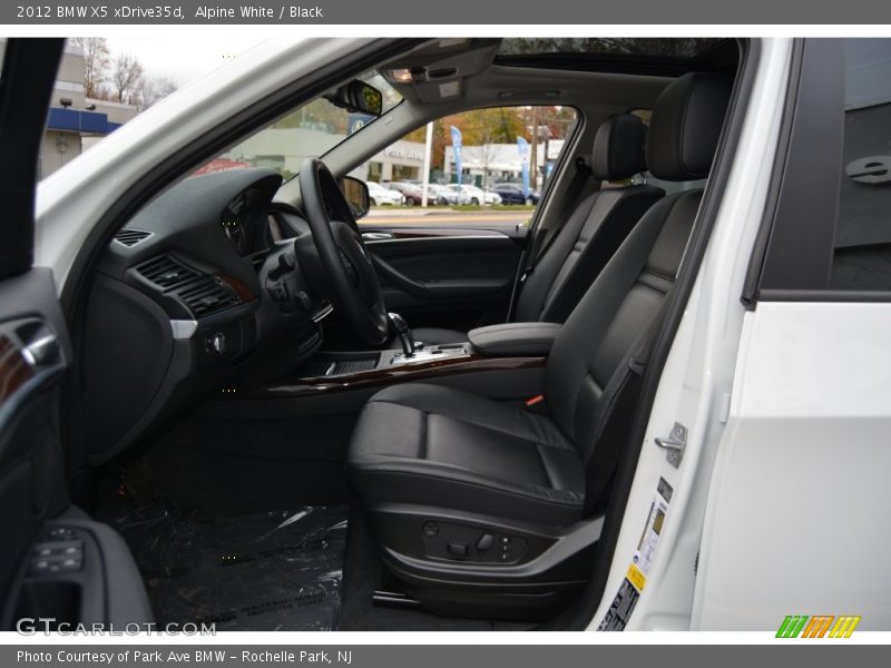 Alpine White / Black 2012 BMW X5 xDrive35d