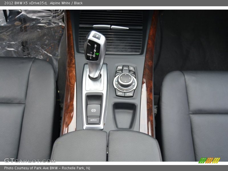 Alpine White / Black 2012 BMW X5 xDrive35d