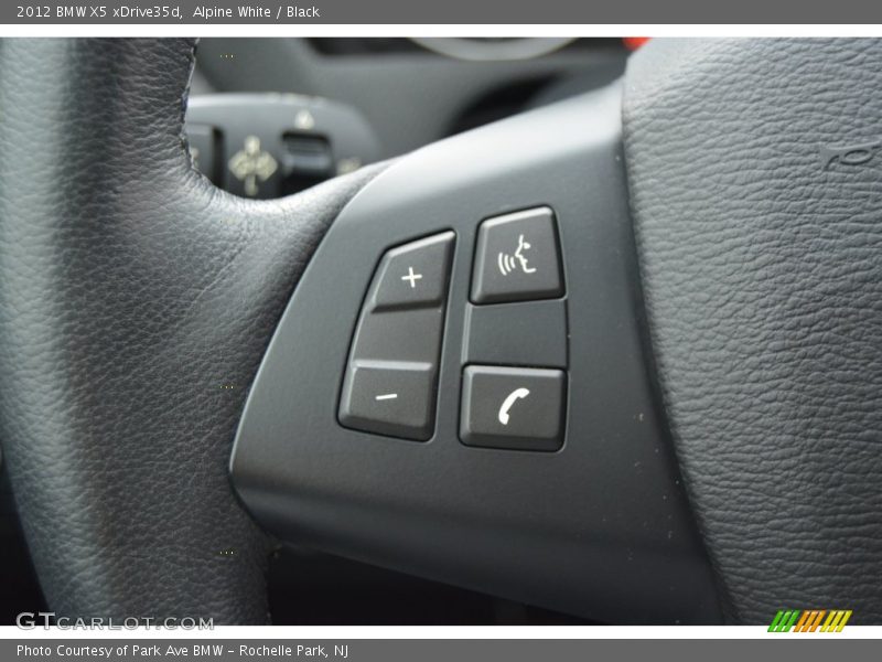 Alpine White / Black 2012 BMW X5 xDrive35d