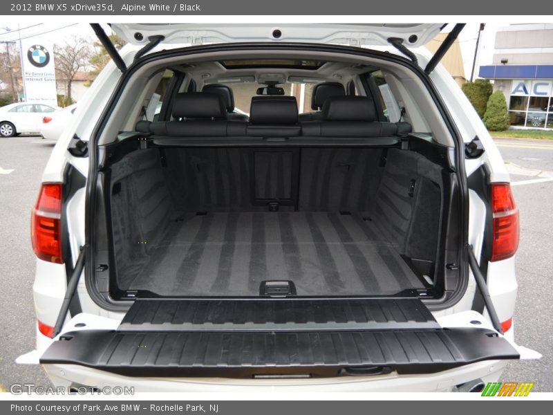 Alpine White / Black 2012 BMW X5 xDrive35d