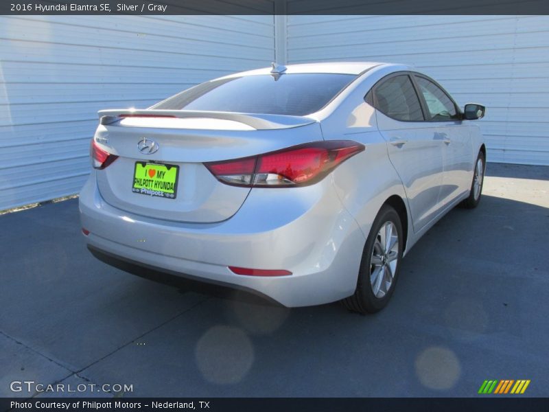 Silver / Gray 2016 Hyundai Elantra SE
