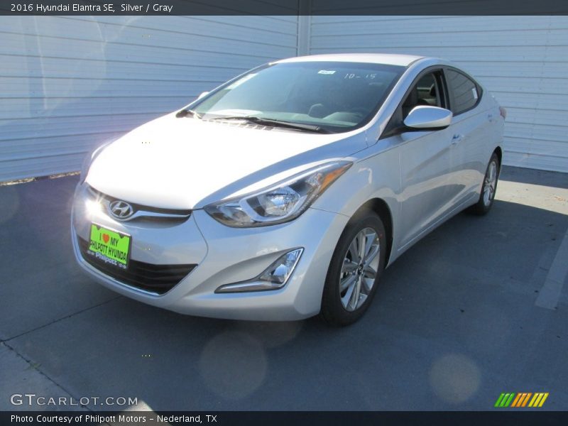 Silver / Gray 2016 Hyundai Elantra SE