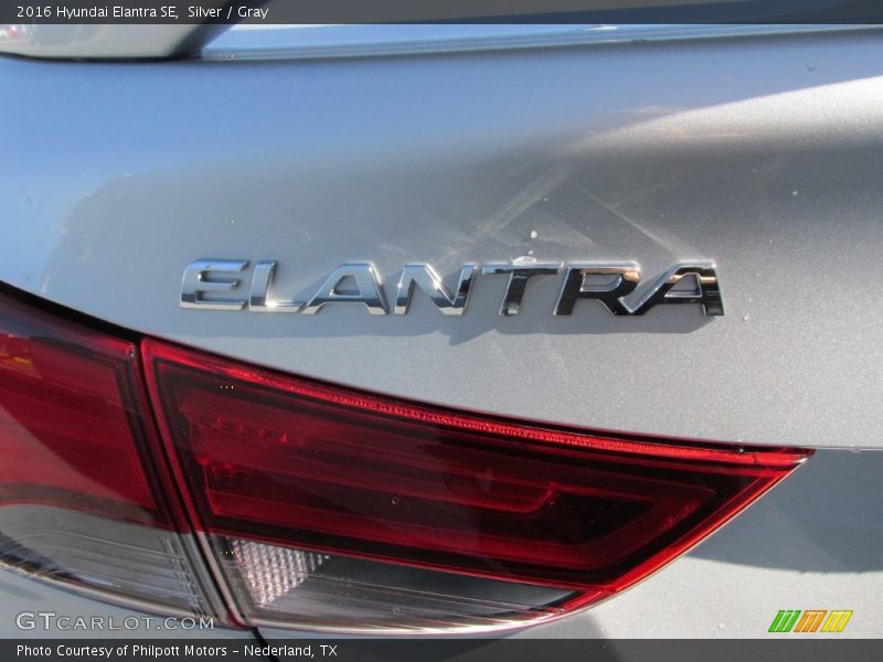 Silver / Gray 2016 Hyundai Elantra SE