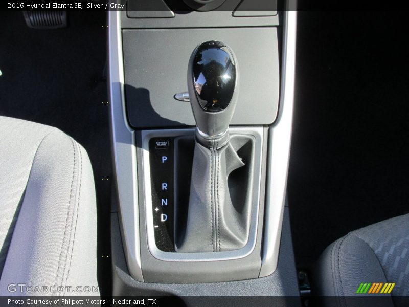 Silver / Gray 2016 Hyundai Elantra SE