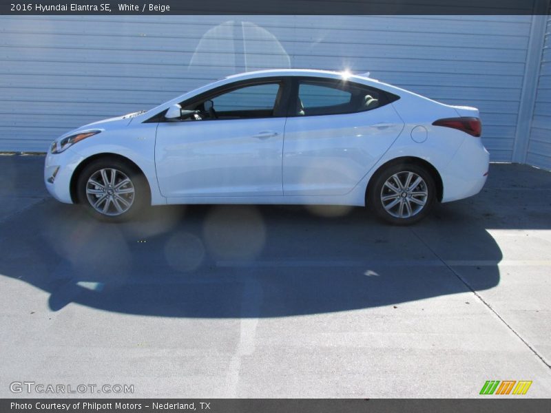 White / Beige 2016 Hyundai Elantra SE