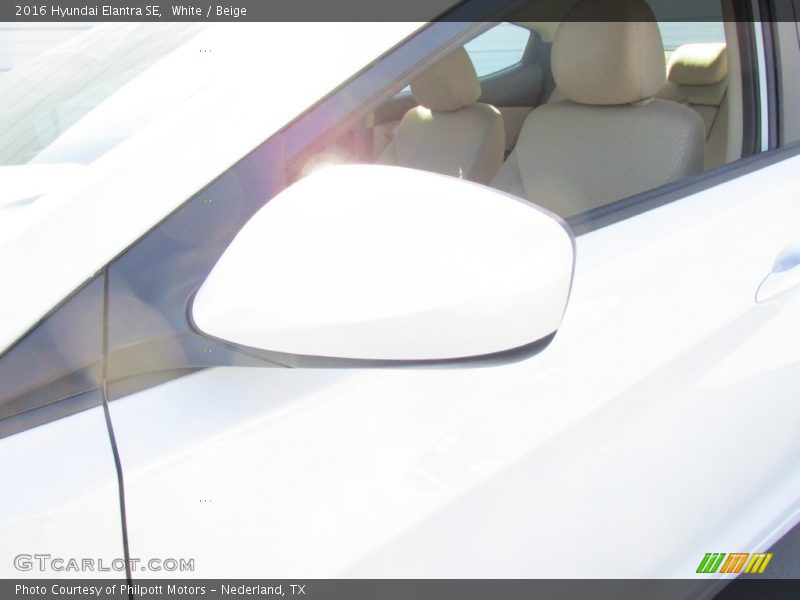 White / Beige 2016 Hyundai Elantra SE