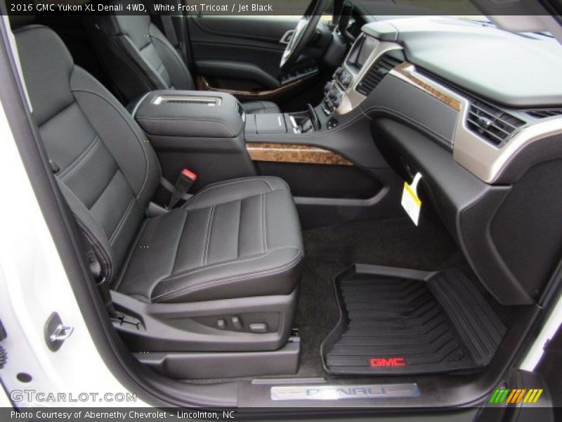 Front Seat of 2016 Yukon XL Denali 4WD