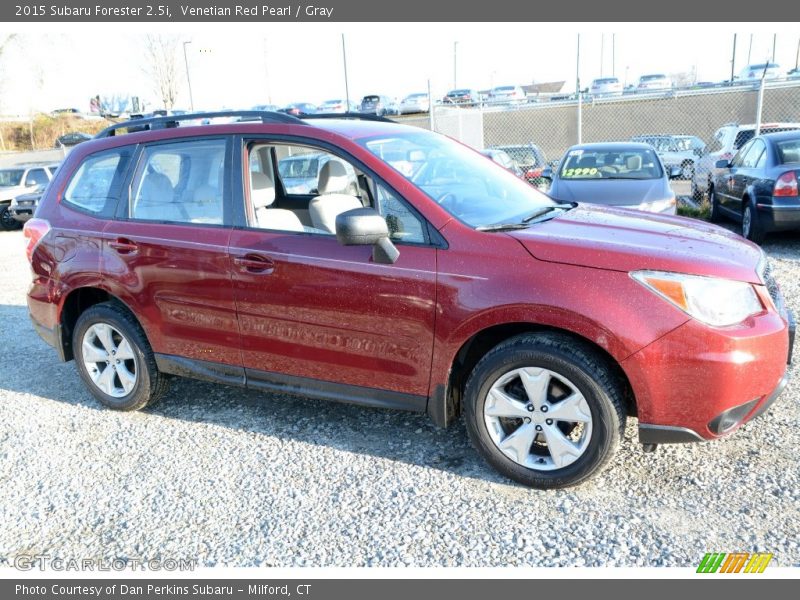 Venetian Red Pearl / Gray 2015 Subaru Forester 2.5i