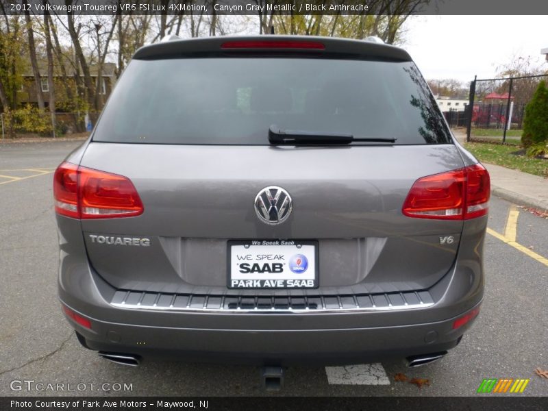 Canyon Gray Metallic / Black Anthracite 2012 Volkswagen Touareg VR6 FSI Lux 4XMotion